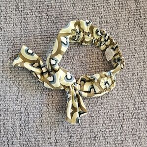 Kate Quinn bow headband